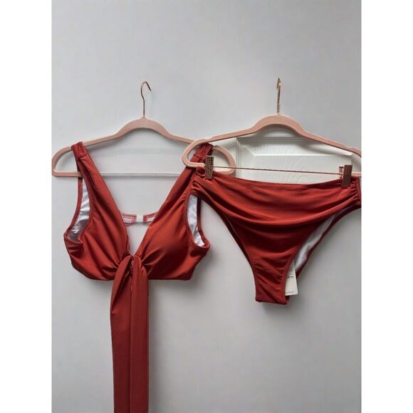 NWT 2 Piece Swimsuit Sz M - Picture 1 of 7